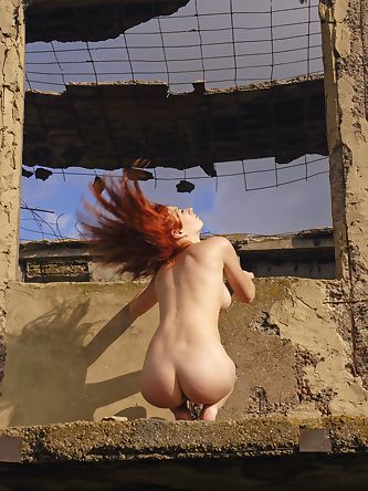 Nude Photo, Elis B from Erotic Beauty